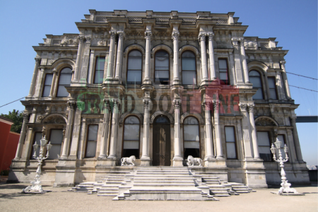 Exploring the Historical Significance of Beylerbeyi Palace in Istanbul